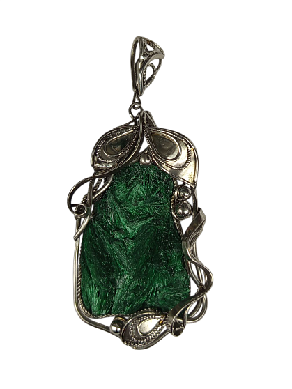 Ювелирный кулон малахит