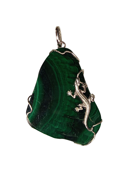Кулон из малахита