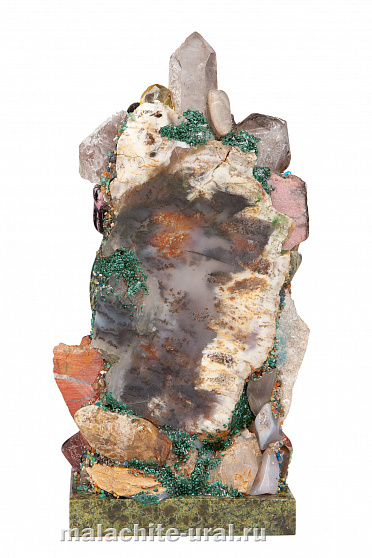 Горка Уральских камней