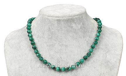 Малахитовые бусы