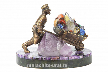 Горных дел мастер