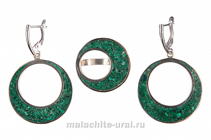 Серьги кольцо с круглым камнем малахит