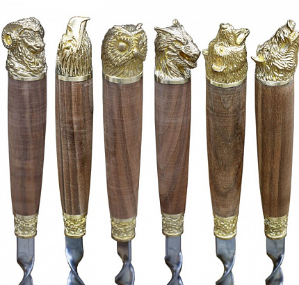 Набор шампуров с деревянными ручками и головами зверей