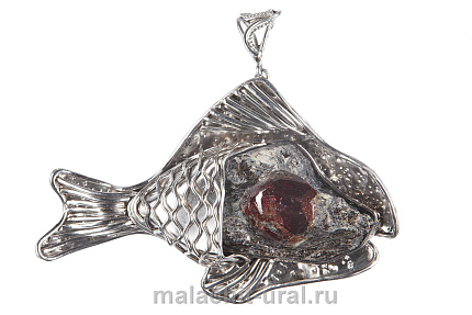 Подвеска с гранатом