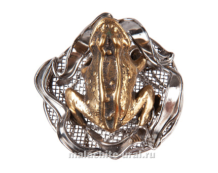 Кольцо с самоцветами