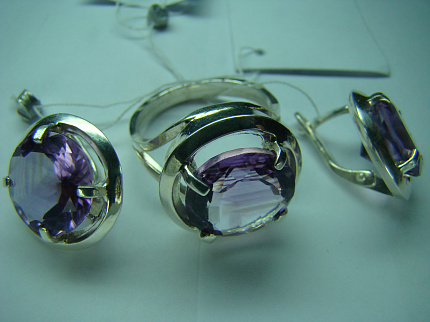Комплект кольцо и серьги серебро аметист