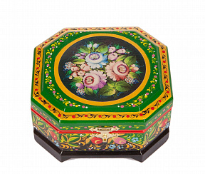 Деревянная шкатулка с художественной росписью