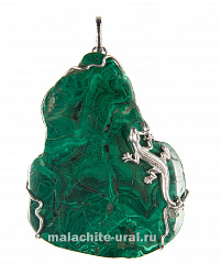 Зеленый кулон из малахита